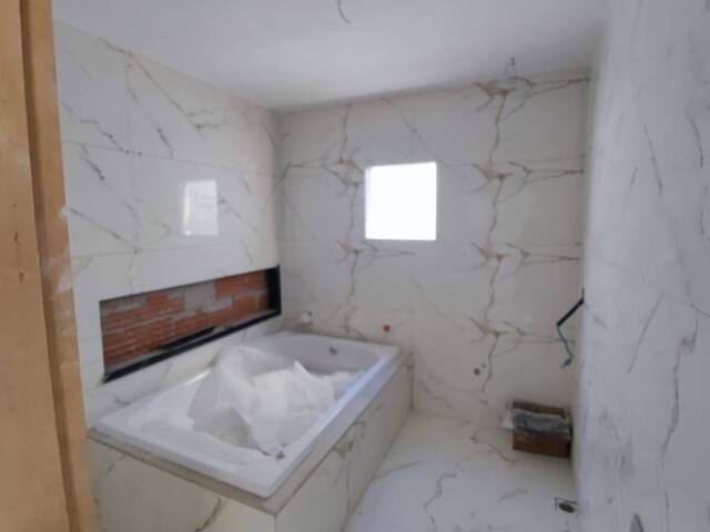 #175 - Casa para Venda em Rio das Ostras - RJ - 2
