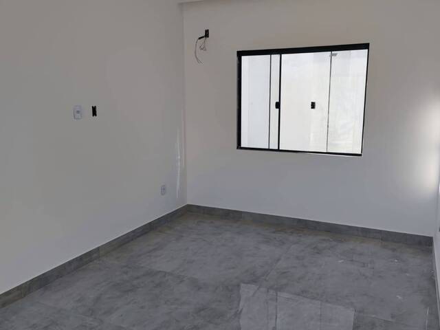 #175 - Casa para Venda em Rio das Ostras - RJ - 3