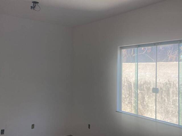 #141 - Apartamento para Venda em São Pedro da Aldeia - RJ - 3