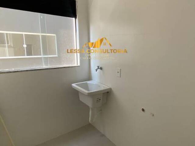 #007 - Apartamento para Venda em Rio das Ostras - RJ - 2