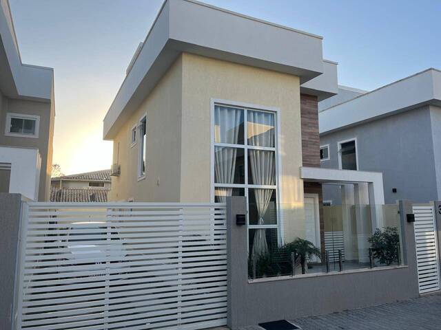 #011 - Casa para Venda em Rio das Ostras - RJ - 1